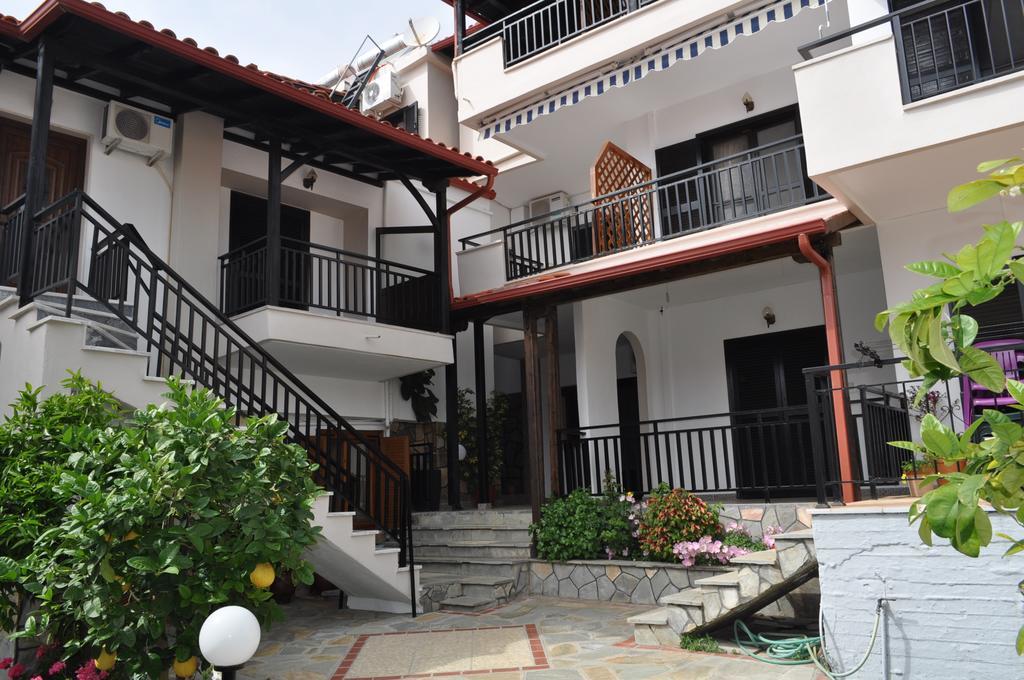 Giannis Maria Apartments Pszakúdia Kültér fotó